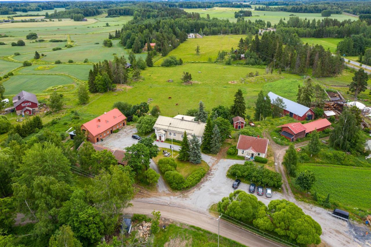 Ellilaen Kievari Toijala Exteriör bild